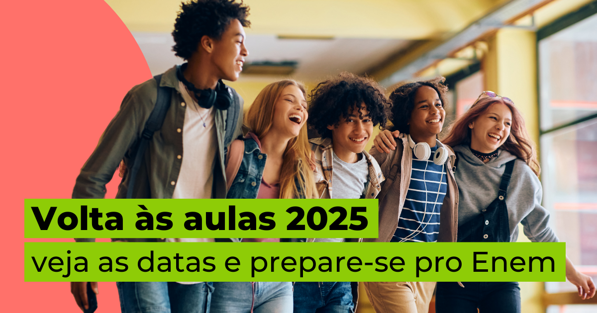 Volta às aulas 2025: Imagem de um grupo de cinco jovens sorrindo e caminhando juntos por um corredor iluminado. Eles parecem estudantes e estão vestindo roupas casuais, com mochilas e fones de ouvido. No primeiro plano, há um destaque em verde com o texto: "Volta às aulas 2025 – veja as datas e prepare-se pro Enem", sugerindo informações sobre o retorno das aulas e preparação para o exame. O fundo possui elementos modernos e coloridos, criando um clima animado e motivador.